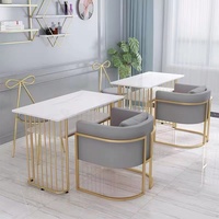 Ensemble table et chaise de salon de manucure de luxe léger personnalisable en couleur