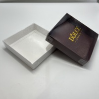 Boîte en papier personnalisée pour emporter des gâteaux de boulangerie, boîte d'emballage pour chocolat avec couvercle transparent en PET