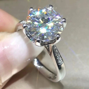 Anillo de Compromiso CAOSHI al por Mayor, Diseño Clásico de 6 Garras, Imitación de Diamante, Anillo de Plata Chapada en Plata con Circonita para Mujer - Product Image 3