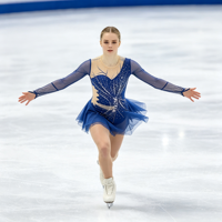 Robe de patinage bleu roi à col rond, manches longues en maille, dos découpé avec strass pour enfants et adultes, compétition et performance