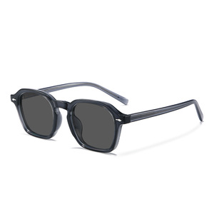 Occhiali da Sole Classici Retrò Polarizzati Lente TAC. Montatura: Occhiali da Donna in TR90 e Acetato, Occhiali da Sole di Lusso - Product Image 1
