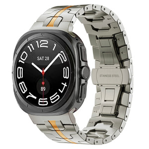 Bracelet en <span class=keywords><strong>acier</strong></span> inoxydable de luxe respirant sans interstices, style Iron Man, pour <span class=keywords><strong>Watch</strong></span> 8 Ultra 47 mm - Product Image 1