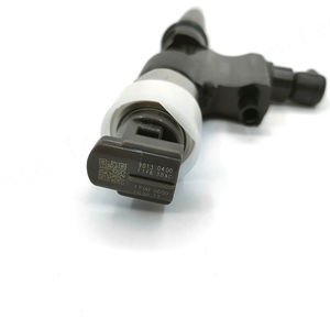 Injecteur diesel à rampe commune 23670-E0190 23670-78140 095000-6550 095000-6551 pour HINO N04C-TY DUTRO 4.0D - Product Image 3