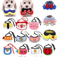 Écharpe, bavoir, bandoulière et vêtements décoratifs pour chien, style coréen mignon, pour Noël et le Nouvel An, en tissu éponge antidérapant, fourni par l'usine