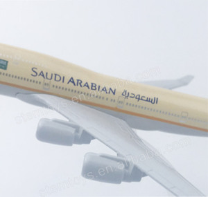 Modelo de Avión de Metal Fundido a Presión de 20CM de Saudi <span class=keywords><strong>Arabian</strong></span> <span class=keywords><strong>Airlines</strong></span> Boeing 747, Juguete Promocional de Aleación para Regalos - Product Image 5