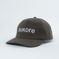 Casquette en tissu de coton non structurée à 5 panneaux avec boucle métallique et logo brodé, motif lettres, style sportif pour les entreprises