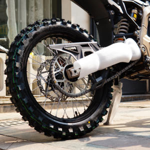 Motocicleta Todoterreno Surron Ultra para Adultos, 74V 60Ah 21KW 511N.m 59mph, para Terrenos Difíciles y Cross Country - Product Image 2
