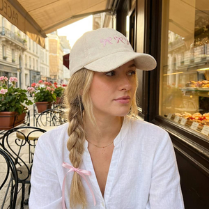 Cappello da Baseball Premium in Velluto a Coste Rosa con Fiocco Ricamato, Stile Coquette, Beige Crema, Regalo per Lei - Product Image 3