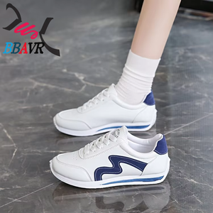 Zapatillas Deportivas Casuales Forrest Gump con Cordones Blancos, Suela de Goma Antideslizante, Forro de Malla Artificial Suave para Verano, en Oferta - Product Image 4