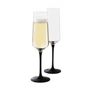 Copa de Champán/Vaso para Brindis de 260 ml, Hecho a Mano con Vidrio de Borosilicato, con Logotipo Personalizado, para Regalos Corporativos y Kits de Bienvenida Promocionales - Product Image 2