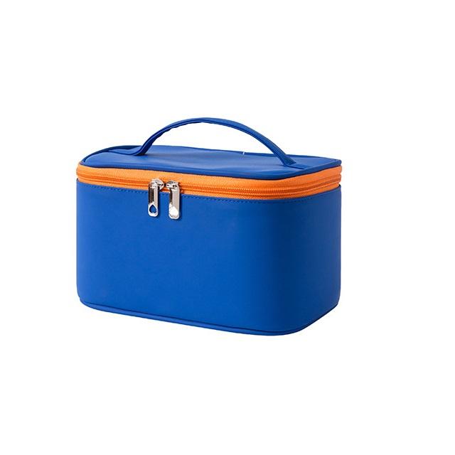 สีน้ำเงินเข้ม