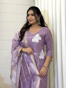 Pure Visco Rayon bordado indio étnico Kurti Dupatta conjuntos boda y ocasión especial desgaste - Product Image 3