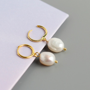 MW Disponibili Orecchini a Clip in <span class=keywords><strong>Argento</strong></span> <span class=keywords><strong>925</strong></span> Placcato Oro 18K con Perle Barocche Irregolari d'Acqua Dolce, Gioielli da Donna all'Ingrosso - Product Image 6