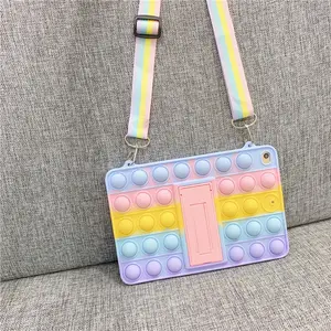 Arcobaleno Custodia In Silicone per Ipad Push Pop Bolla Agitarsi Giocattolo Cover Per ipad Pro 11 2018 10.2/Caso Tablet da 9.7 pollici per I Bambini