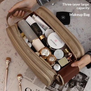 Bolsa de Maquiagem de Viagem de Grande Capacidade com Três Camadas, Zíperes Duplos em U, Fecho Magnético, Suporte para Pincéis e Organizador com Proteção em TPU - Product Image 2