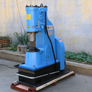 Martello Pneumatico per Forgiatura C41-25, Macchina per Forgiatura Metalli, Attrezzatura per Fabbri in Vendita - Product Image 3