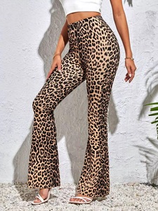 Ropa de primavera <span class=keywords><strong>Pantalones</strong></span> de mujer Ropa activa Spandex Yoga <span class=keywords><strong>Pantalones</strong></span> acampanados Cintura alta Sexy Caderas elevadas <span class=keywords><strong>Pantalones</strong></span> acampanados con estampado de leopardo - Product Image 2