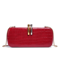 Nouvelle Pochette en PU Haut de Gamme Transfrontalière Style Européen et Américain Tendance Princesse avec Chaîne d'Épaule en Polyester Portable pour Femme
