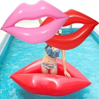 Matelas flottant gonflable pour adultes en forme de lèvres rouges, avec orifice de drainage, pour la natation et les sports nautiques