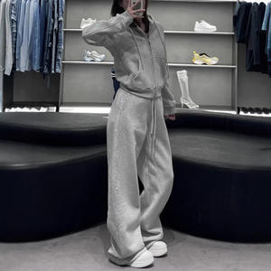 ชุดเซ็ทลำลองสำหรับผู้หญิง เสื้อฮู้ดมีซิปผูกเชือกแบบหนา กางเกงขายาวทรงกว้าง สไตล์สปอร์ต - Product Image 4