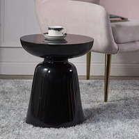 Table basse d'angle créative nordique simple, table d'appoint de luxe, table de chevet pour salon, table de canapé élégante et moderne en bois massif