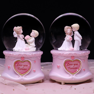 تذكارات عيد الحب الإبداعية: كرة ثلجية موسيقية من الراتنج، كرة كريستالية رومانسية للحب والزفاف، زينة حالمة - Product Image 2