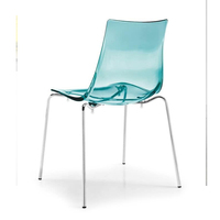 Chaise empilable contemporaine en plastique transparent avec pieds en métal chromé pour événements, mariages et entrepôts