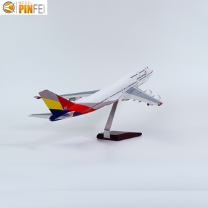 Venta al por mayor OEM Boeing 747-400 <span class=keywords><strong>Asiana</strong></span> Airlines resina modelo de avión con soporte escala 1/150 - Product Image 2
