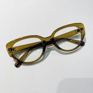 Monturas de gafas estilo ojo de gato M3-9017 para mujer, montura completa, lentes de PC con protección contra la luz azul, anti UV, remaches de puntos, estilo retro. - Product Image 5