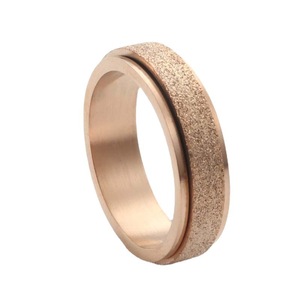 Anillo redondo esmerilado de acero de titanio para hombre, estilo retro punk, joyería de regalo - Product Image 2