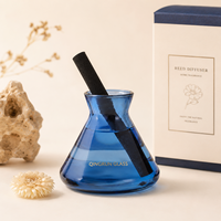 Diffuseur de parfum en verre coloré en gros avec bâtonnets noirs pour hôtels, spas et présentations de cadeaux