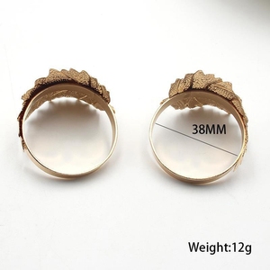 Luxus-Stil Einzigartiges Design Geschirr Dekoration <span class=keywords><strong>Gold</strong></span> Metall Servietten ring Hochzeits feier Silberblatt Form Servietten ring - Product Image 5
