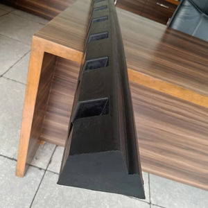 Plaques en caoutchouc vulcanisé résistant à l'usure Sakar RubTech, dureté 605 Shore, épaisseur personnalisable pour les cimenteries et les mines - Product Image 3