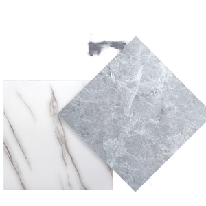 HUAAO superventas 600*600mm PVC vinilo <span class=keywords><strong>piso</strong></span> pegatina 2mm resistente al desgaste interior vinilo dormitorio garaje gráfico antideslizante clic - Product Image 1