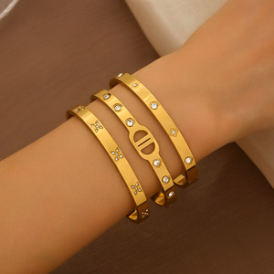 Elegante Bracciale di Lusso alla Moda per Bambini, Stile <span class=keywords><strong>Old</strong></span> Money, Quadrifoglio, in Acciaio Inossidabile di Alta Qualità - Product Image 2