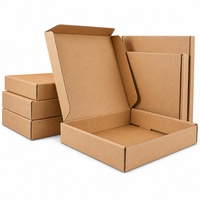 Boîtes rigides écologiques recyclables avec logo personnalisé, fermeture magnétique vernie et poignée pour l'emballage de chaussettes et de fourrures