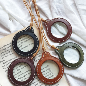 El fabricante suministra lentes de aumento de diversas especificaciones, incluyendo lentes de aumento para personas mayores y - Product Image 1