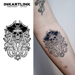Autocollant de tatouage temporaire personnalisé Crâne de <span class=keywords><strong>pirate</strong></span> Pieuvre à base de plantes, imperméable, longue durée 15 jours, semi-permanent, pour bras, jambes, hommes - Product Image 1