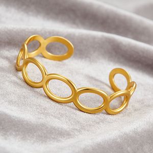 Bracelet en acier inoxydable de style européen et américain, forme C, design géométrique creux doré, bracelet tendance pour femme, bijou cadeau - Product Image 4