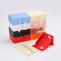 Boîte en papier rose de luxe avec fermeture magnétique, logo personnalisé, emballage rigide, ruban, laminage brillant, gaufrage pour boîtes cadeaux