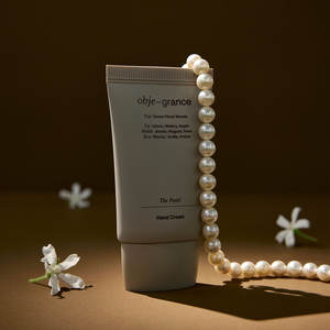Objegrance Pearl Hand Cream Ligero No pegajoso Acabado en polvo Humedad larga Boquilla estrecha Clima caliente - Product Image 5