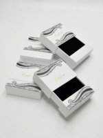 Boîte cadeau de luxe en carton pour bijoux avec pochette en microfibre et fente pour carte de remerciement, fermeture magnétique universelle, vente en gros personnalisée