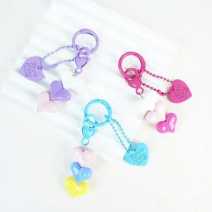 Porte-clés en corde avec pendentif cœur pêche coloré en acrylique, style tendance, motifs étoiles/soleil/lune/nuages/univers, boucle à ressort - Product Image 1