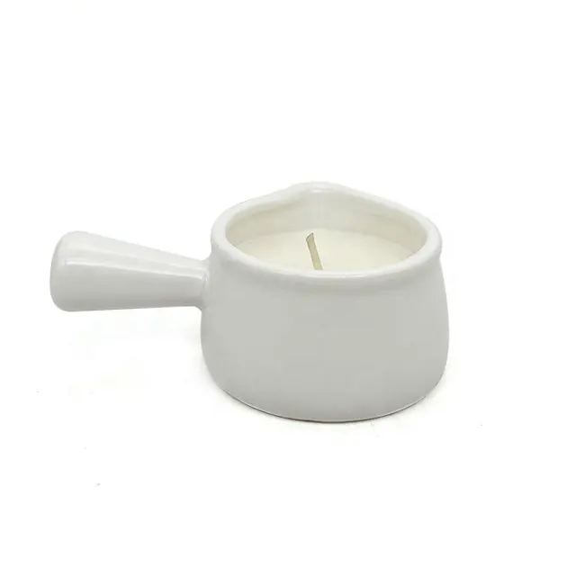 LTC21 vente d'usine petite capacité 1.7oz tasse de lait en céramique blanche peut être utilisé comme récipient de bougie de massage