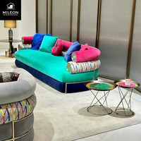 Italienisches Luxus Retro Samt Dreisitzer-Sofa Hochwertige Wohnzimmermöbel für Hotel und Villa
