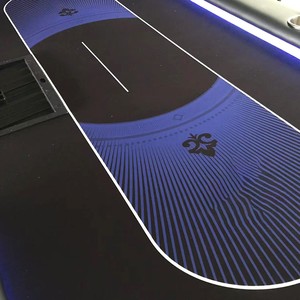 Mesa de Póker Texas Holden de Lujo con Diseño de Color Personalizado, 110V o 220V, con Luz LED, para 10 Jugadores y Tablero de Comedor, en Venta - Product Image 3