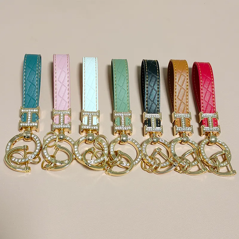 Xun Xin Fashion PU Woven Leather Rope Diamond-encrusted Car Key Chain Braided Rope Simple Bag Accessories keychains