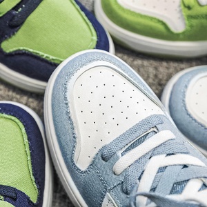 Zapatos de Skateboard hechos a medida para hombre, zapatillas informales de moda Retro con Logo personalizado - Product Image 4