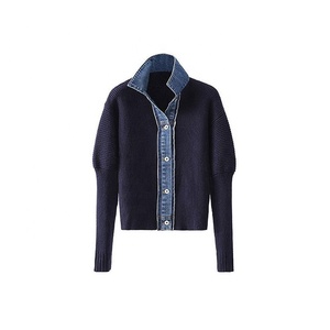 Produttore di maglieria con collo a Polo <span class=keywords><strong>blu</strong></span> <span class=keywords><strong>scuro</strong></span> personalizzato con giunzione monopetto coreano lavorato a maglia maglioni da donna 2022 <span class=keywords><strong>Cardigan</strong></span> - Product Image 1