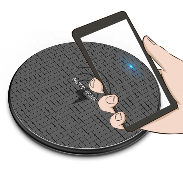 Custom Logo Wholesale Portable Fast 10W Wireless Charging Pad 15W Wireless Phone Charger Pad